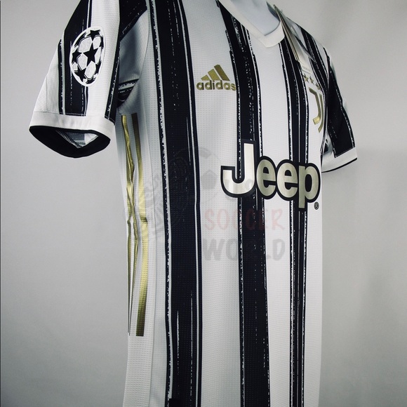 Ronaldo #7 Juventus UEFA Home Men’s Soccer Jersey - Picture 7 of 7